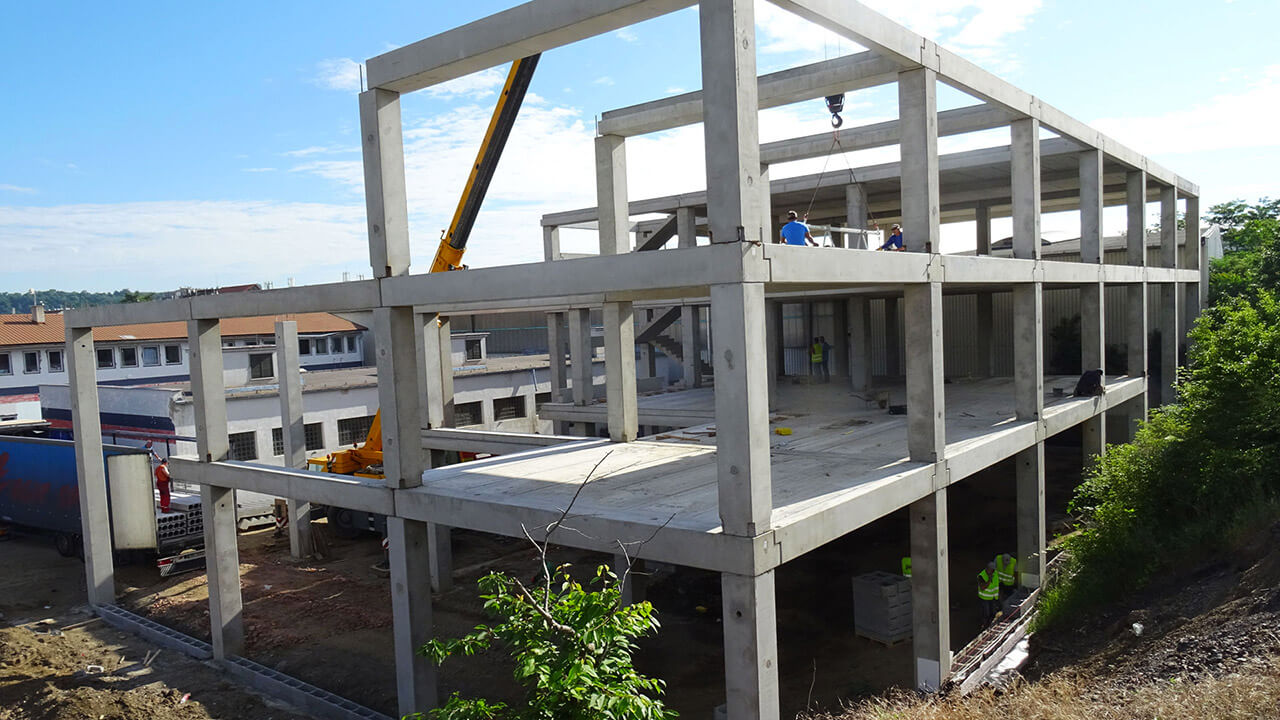 Kvalitní betonové konstrukce – HAK PROFI