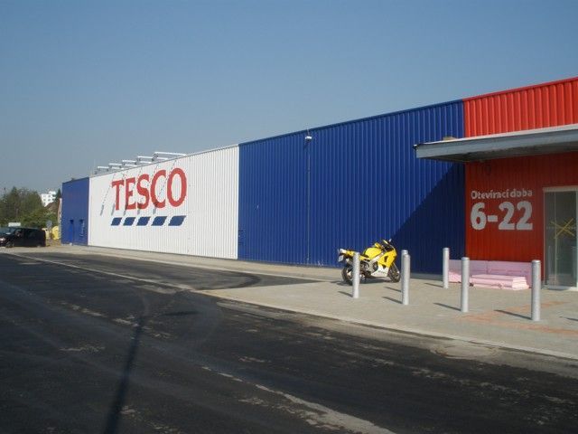 Montovaná hala pro TESCO STORES ČR a.s., Zubří